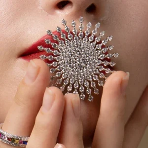 LIN Broche de plata con diseño de estrella 8409 F 167 €